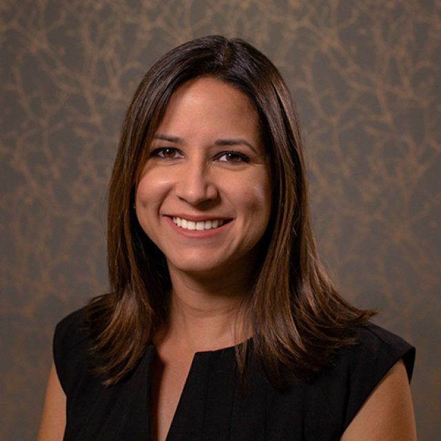 Pagán M.D. FACOG, Dra. Lisandra